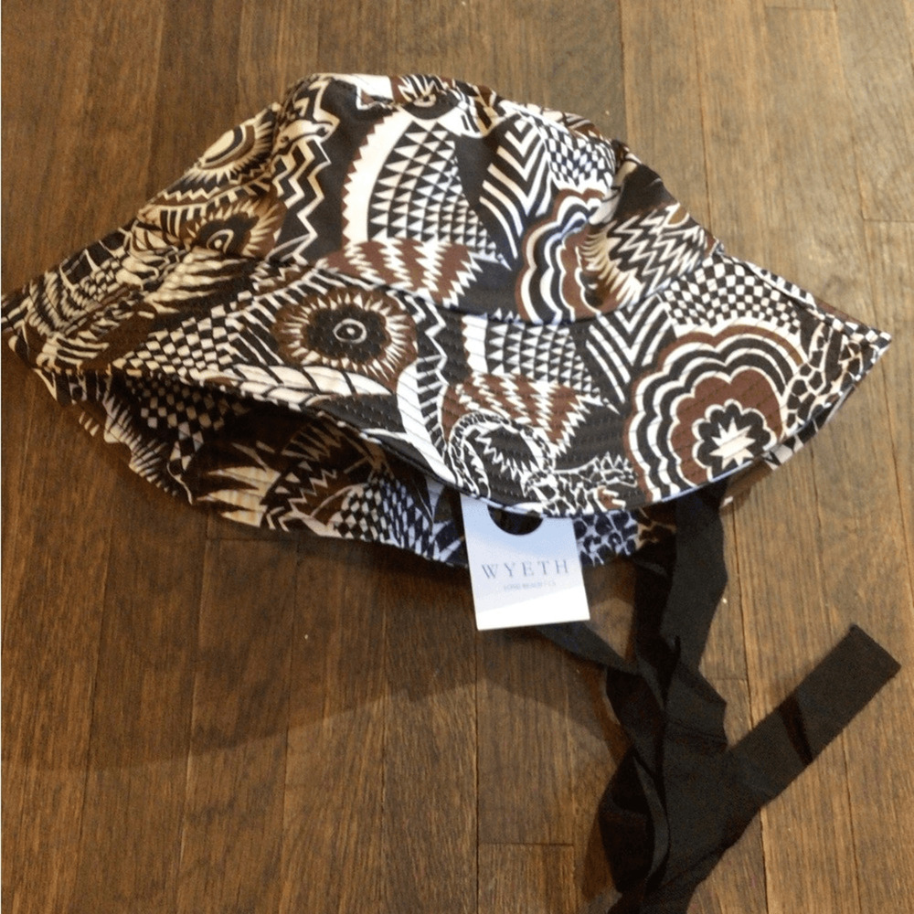 NEW! RARE Wyeth Brown & White Patterned Bucket Hat
